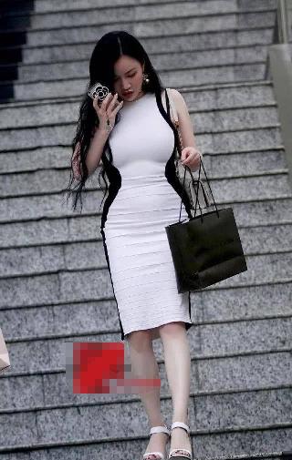 青青河边草下一句